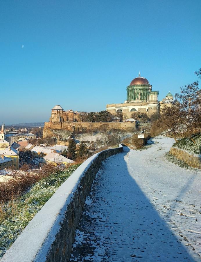 City-Top Vendégház Ostřihom Exteriér fotografie